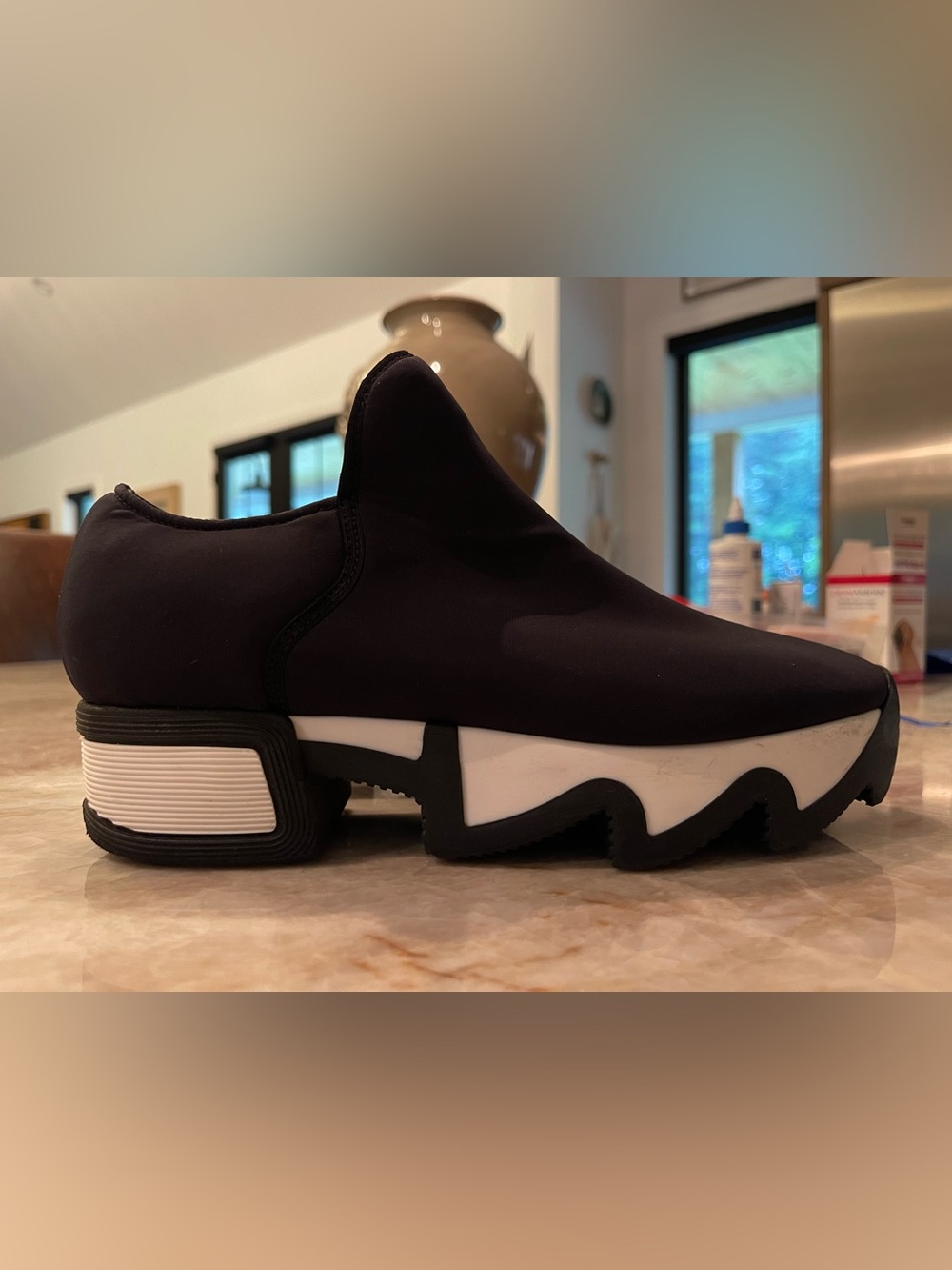 ITALIAN ICON, IRE Ladies Black and White Slip-On Platform Wave Fashion Sneaker